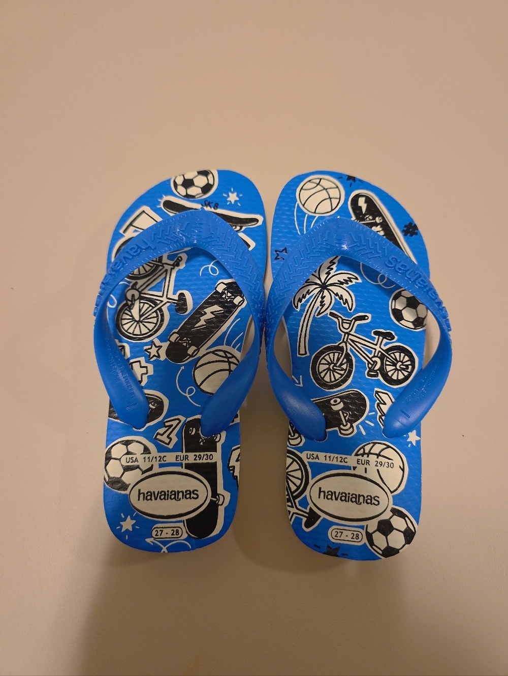 New Havaianas Kids Blue Flip Flop Sandal With Print Size 11/12C